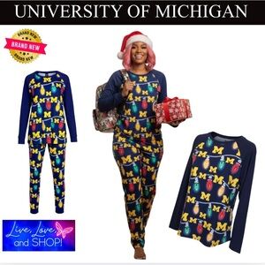 University of Michigan (UofM) Unisex Christmas Pajamas Set. Authentic. NWT